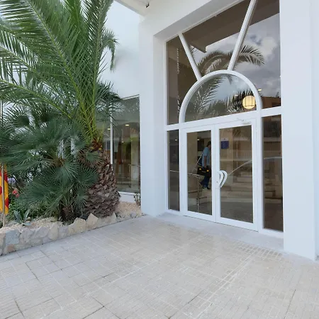 Azuline Garden Hotel 3*