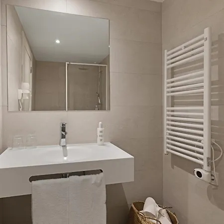 By Trh (adults Only) * Palmanova