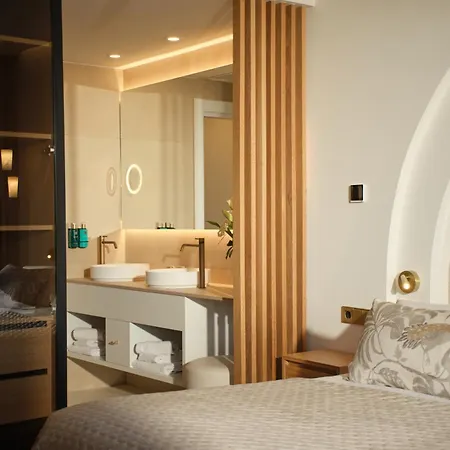 Hotel Son Caliu Oasis 4*