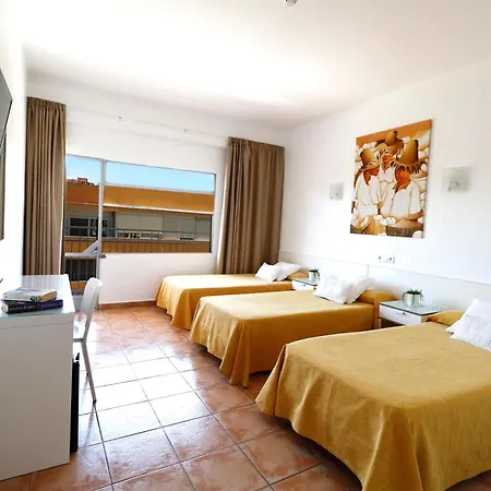 Albergue Hsr Gil (Adults Only)