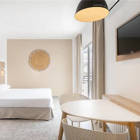 Aparthotel Sol Lunamar - Adults Only