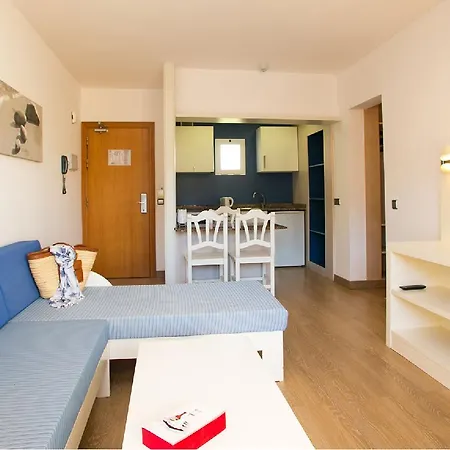Aparthotel Aquasol 3*