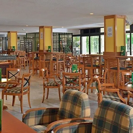 Hotel Intertur Waikiki 3*