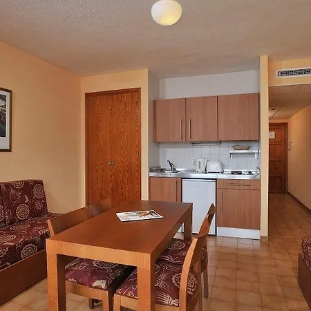 Intertur Waikiki Hotel 3*