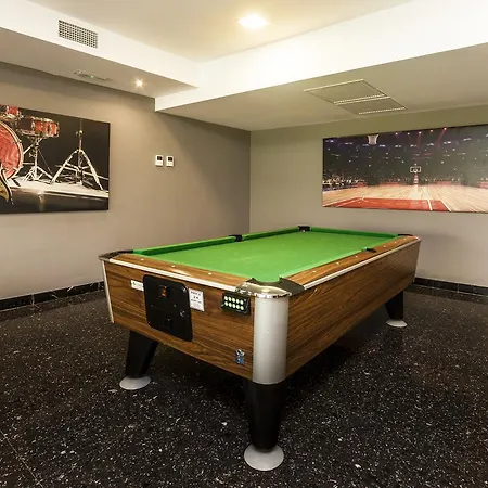 Hotel Globales 4*