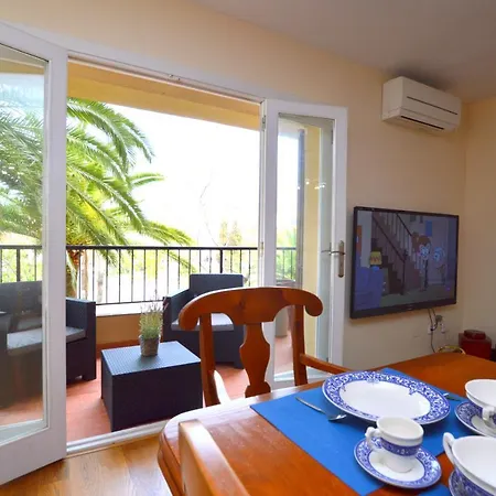 Acogedor Apartamento A 100 Metros De La Playa Apartment