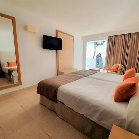 Ponent Mar Aparthotel 4*