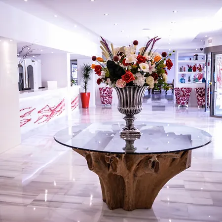 Seramar Comodoro Playa Hotel 4*