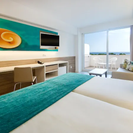 Globales Panama - Adults Only