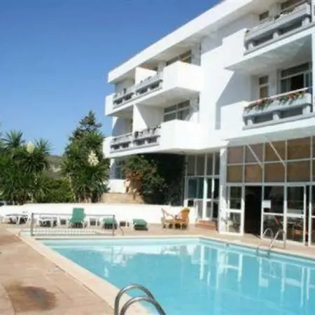 Martha's Aparthotel