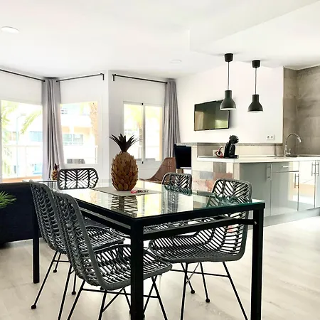 Apartment Palmeras *