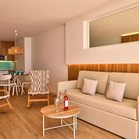 Ponent Mar Aparthotel