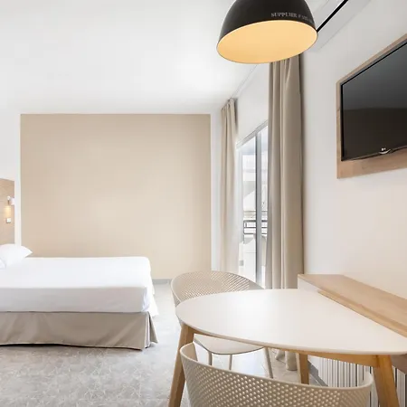 Sol Lunamar - Adults Only 3*