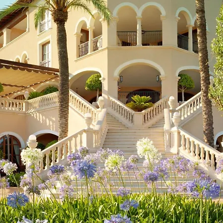 The St. Regis Mardavall Mallorca 5*