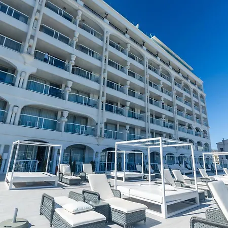 Seramar Comodoro Playa