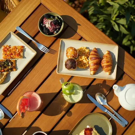 The St. Regis Mardavall Mallorca Resort