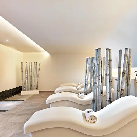 The St. Regis Mardavall Mallorca 5* Palma Nova (Mallorca)