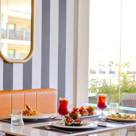 Aparthotel Zafiro Palace
