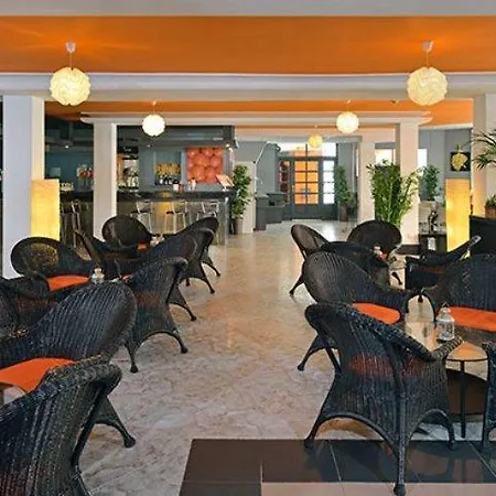 Apartahotel Sol Lunamar - Adults Only