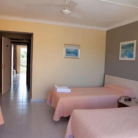Hotel Gabarda 2*