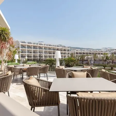 Zafiro Palace Aparthotel 5*