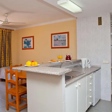 Martinez Aparthotel