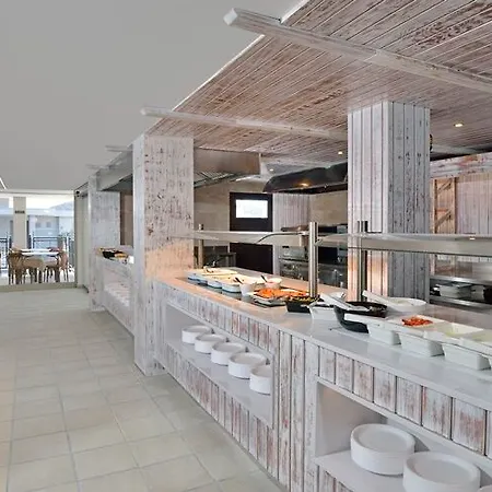 Aparthotel Leonardo Royal Mallorca Bay 4*