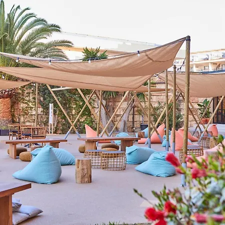 Hotel Tent 3*