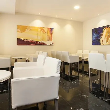 Hotel Globales 4*