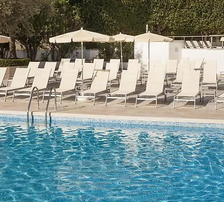 Globales Hotel 4*