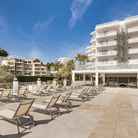 Globales Hotel 4*